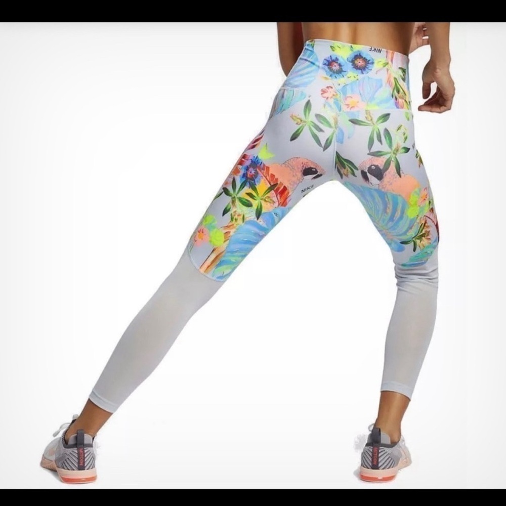 Nike Dri-Fit 7/8 High waist floral and parrot print leggings, size small